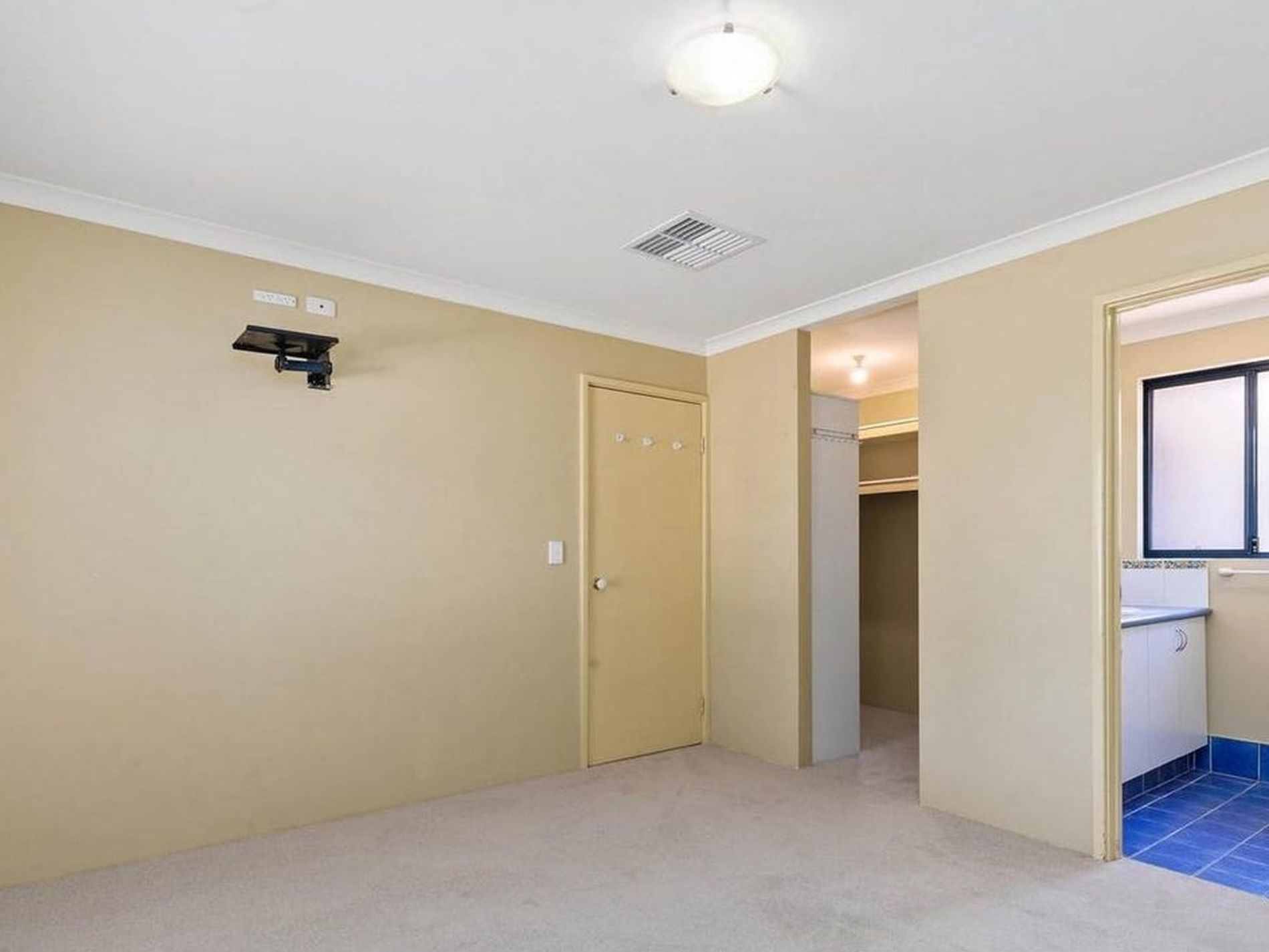 7 Bramley Way, Bibra Lake