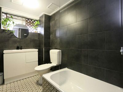 24 / 37 Phillips Street, Spring Hill