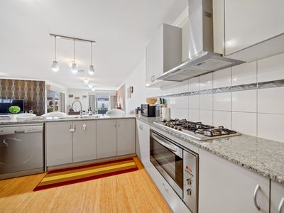 48 Kesiya Turn, Aubin Grove