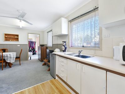 6 Butler Court, Cranbourne