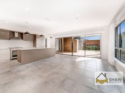 30 Bandicoot Loop, Tarneit