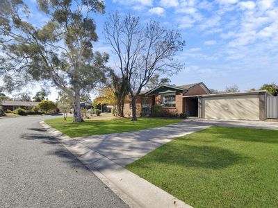 9 Eaves Street, Holt