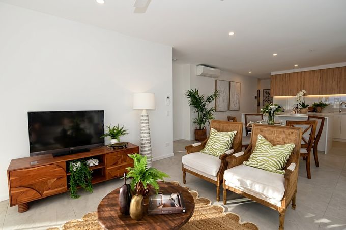 212 / 11 Waterside Retreat, Birtinya