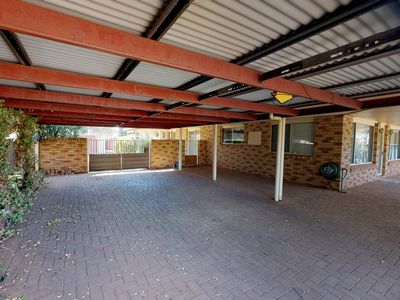 18 Davidson Drive, Dubbo