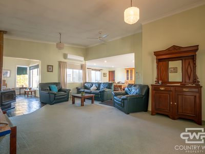 40 Abercrombie Street, Guyra
