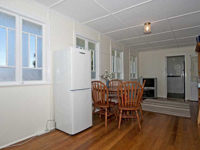 24 Downs Street, North Ipswich