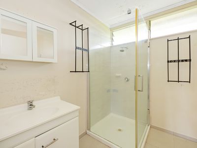 12 Crocker Street, Heatley