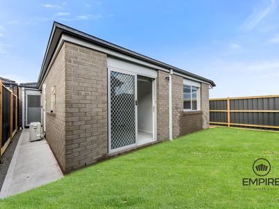 34 Viola Circuit, Clyde