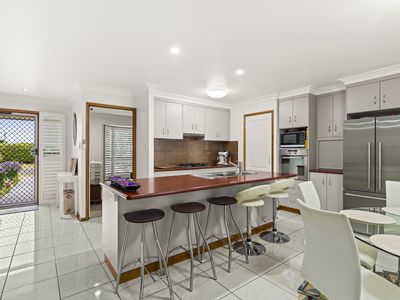 4 Kiva Street, Middle Ridge