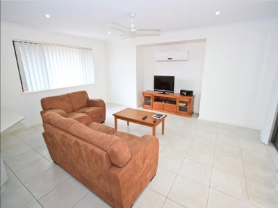 9 Dartmouth Close, Clinton