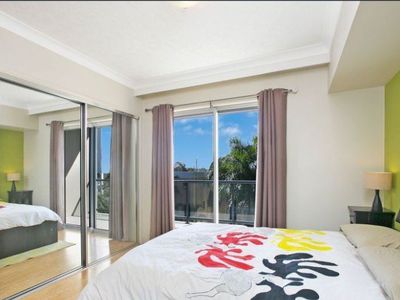 10/19 Thorn Street, Kangaroo Point