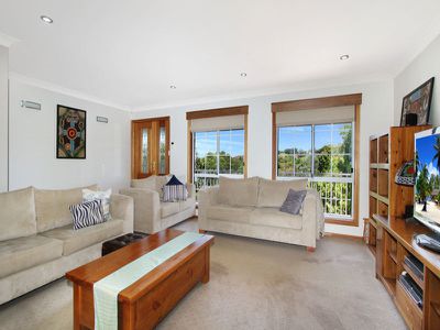 16 Toolangi Close, Cordeaux Heights