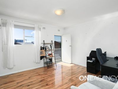 9 / 82A Smith Street, Wollongong