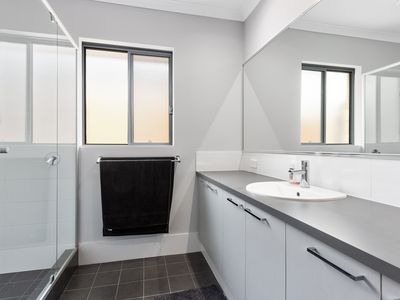 31 Pexton Drive, South Guildford