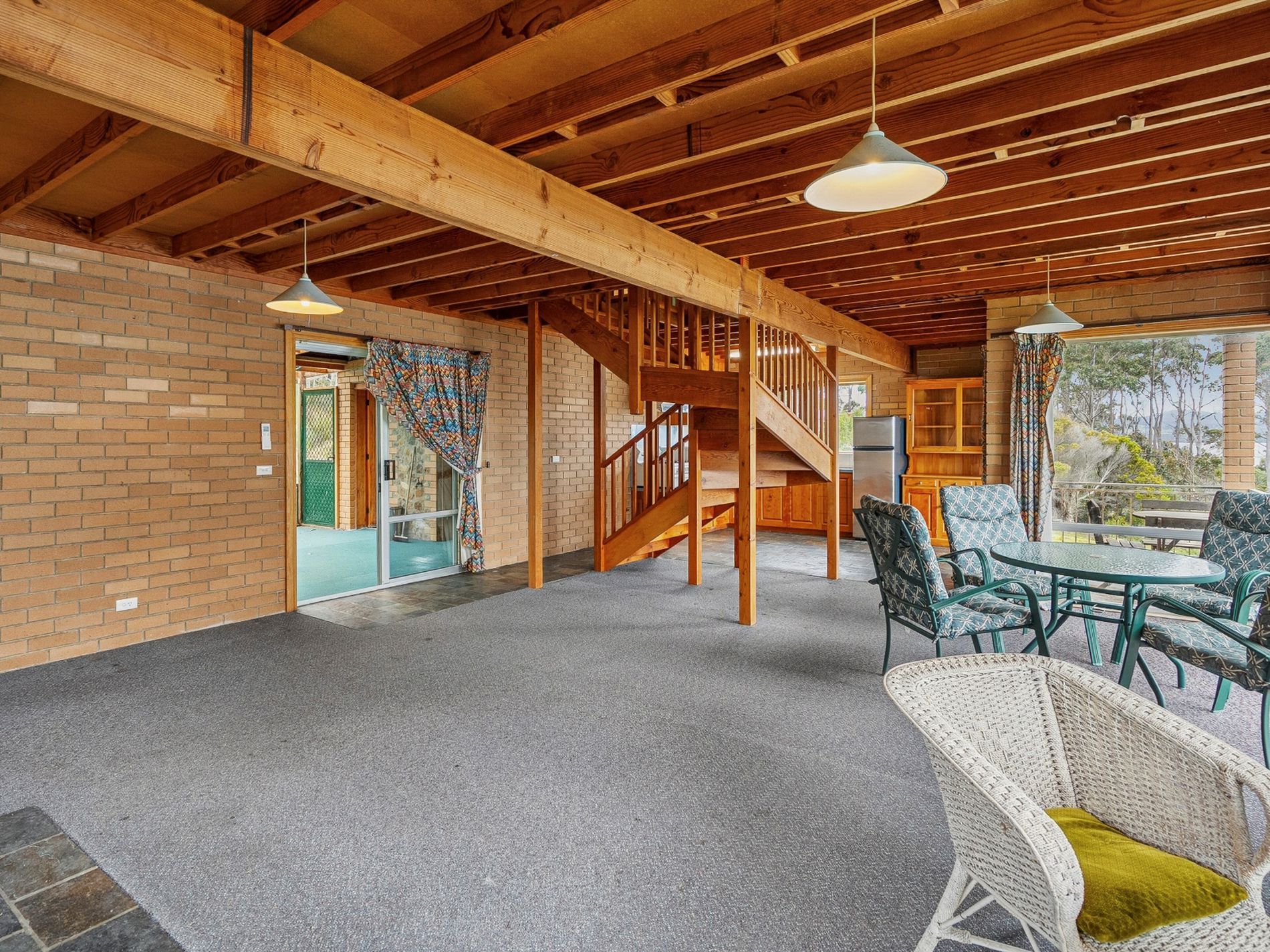 5190 Channel Highway, Gordon