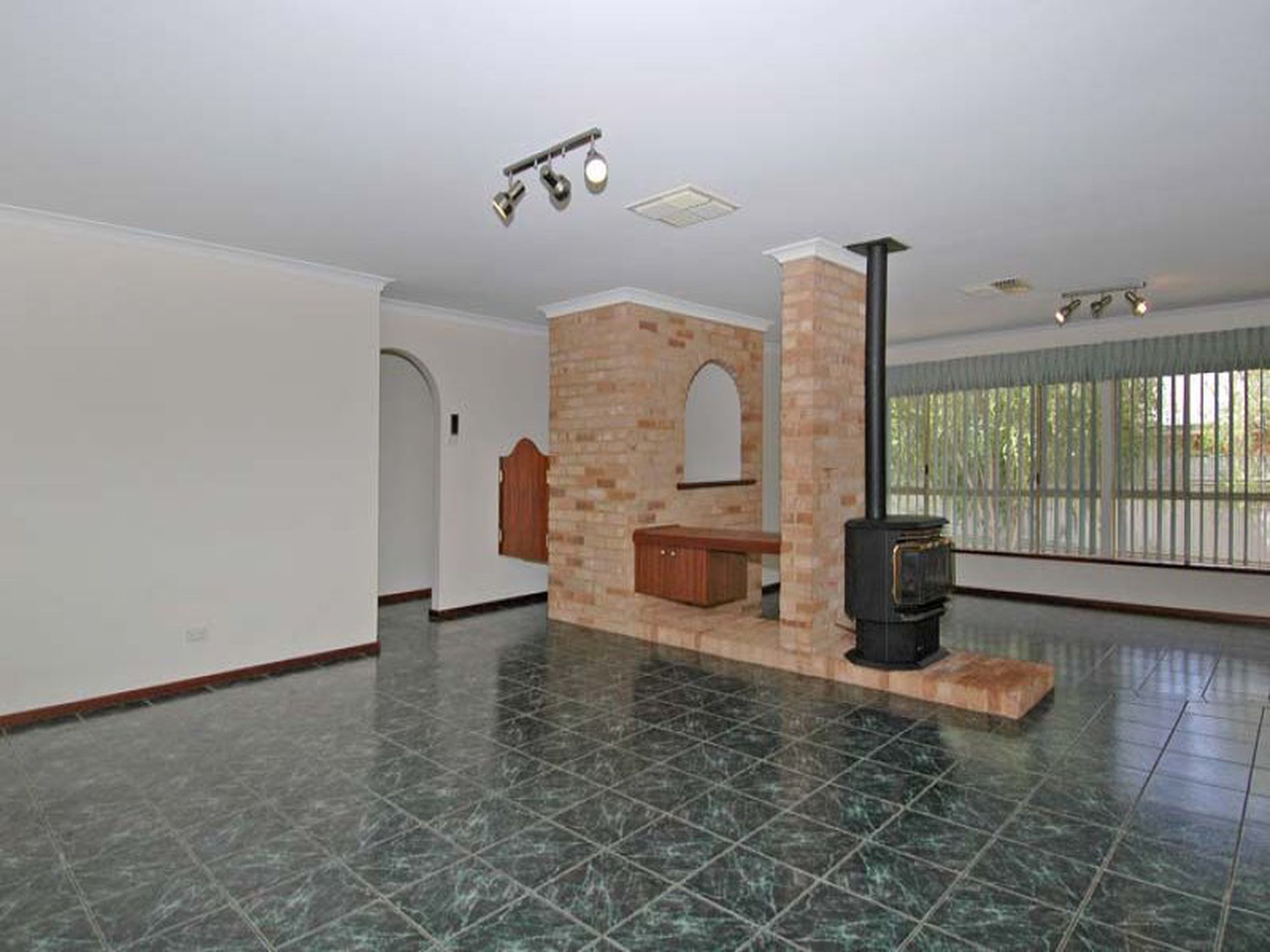 9 Nickel Lane, Hannans