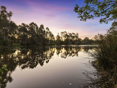 13 Cliff Close, Wakerley