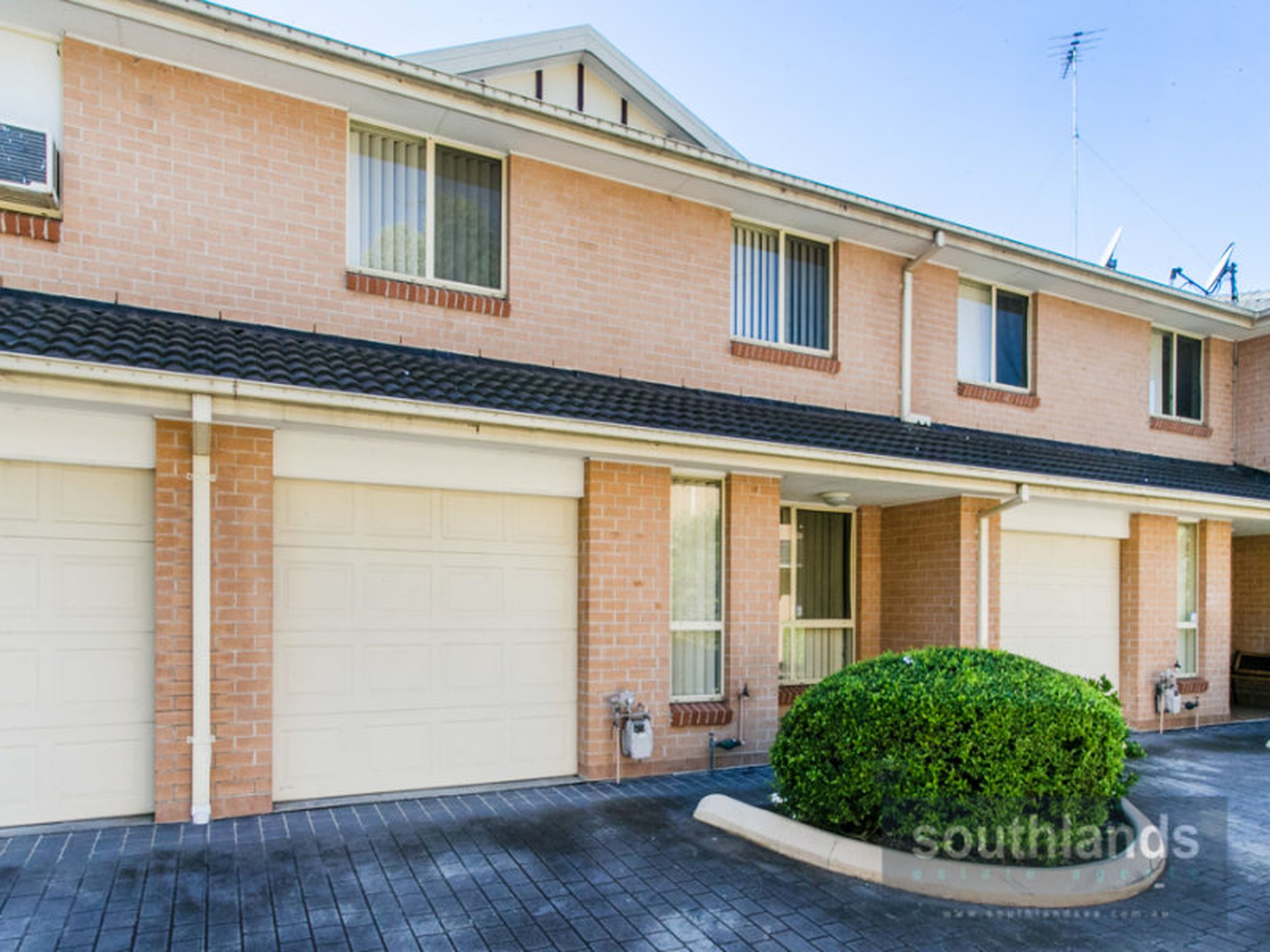2 / 7 Peter Court, JAMISONTOWN