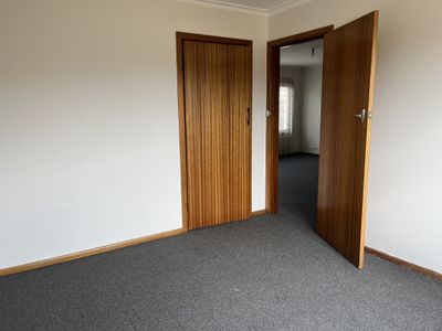 3 / 6 Portarlington Road, Newcomb