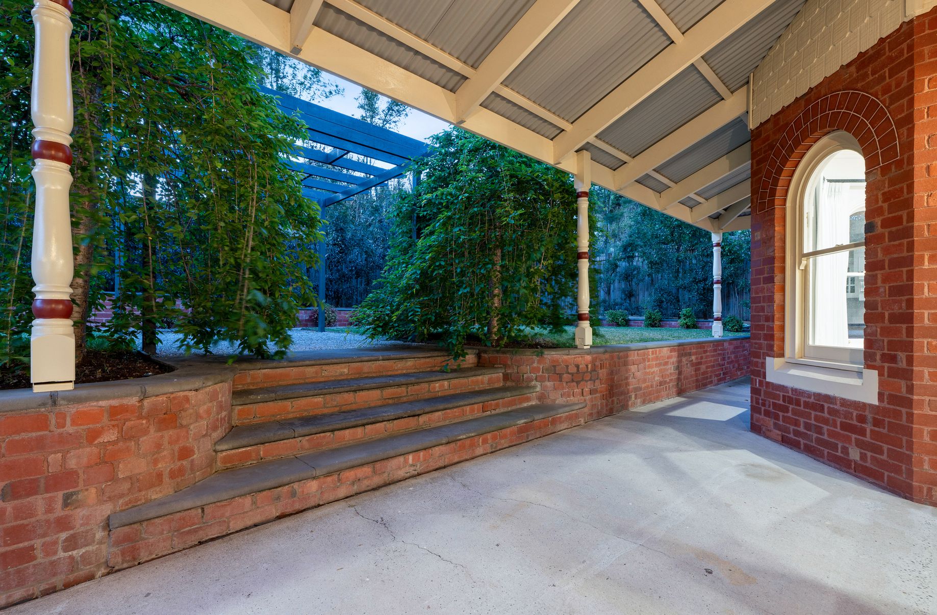 8 Arbroath Court, Greenvale