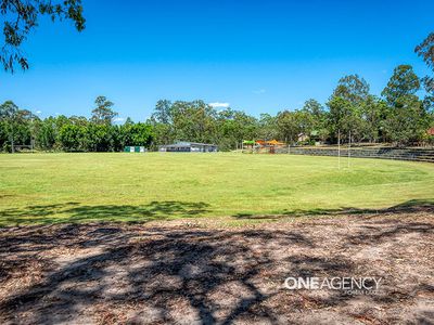 8 Lockyer Court, Forest Lake