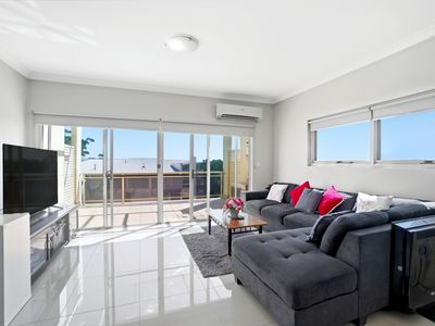 A503/580 hume highway, Yagoona