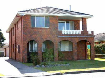 2 / 31 Point Road, Tuncurry