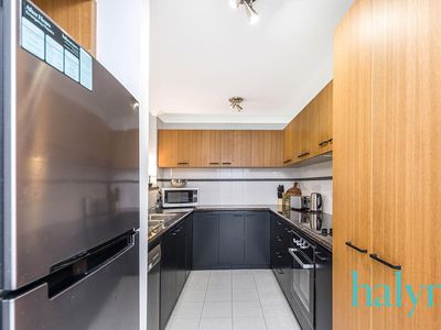15 / 118 Mounts Bay Road, Perth
