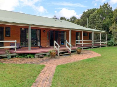 52 Falls Road, Nimbin