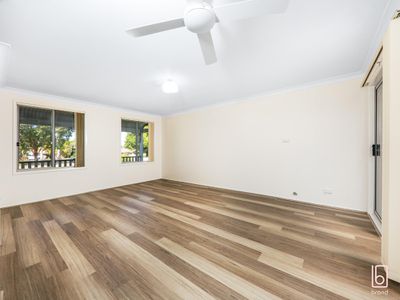 7 Nambucca Crescent, Blue Haven