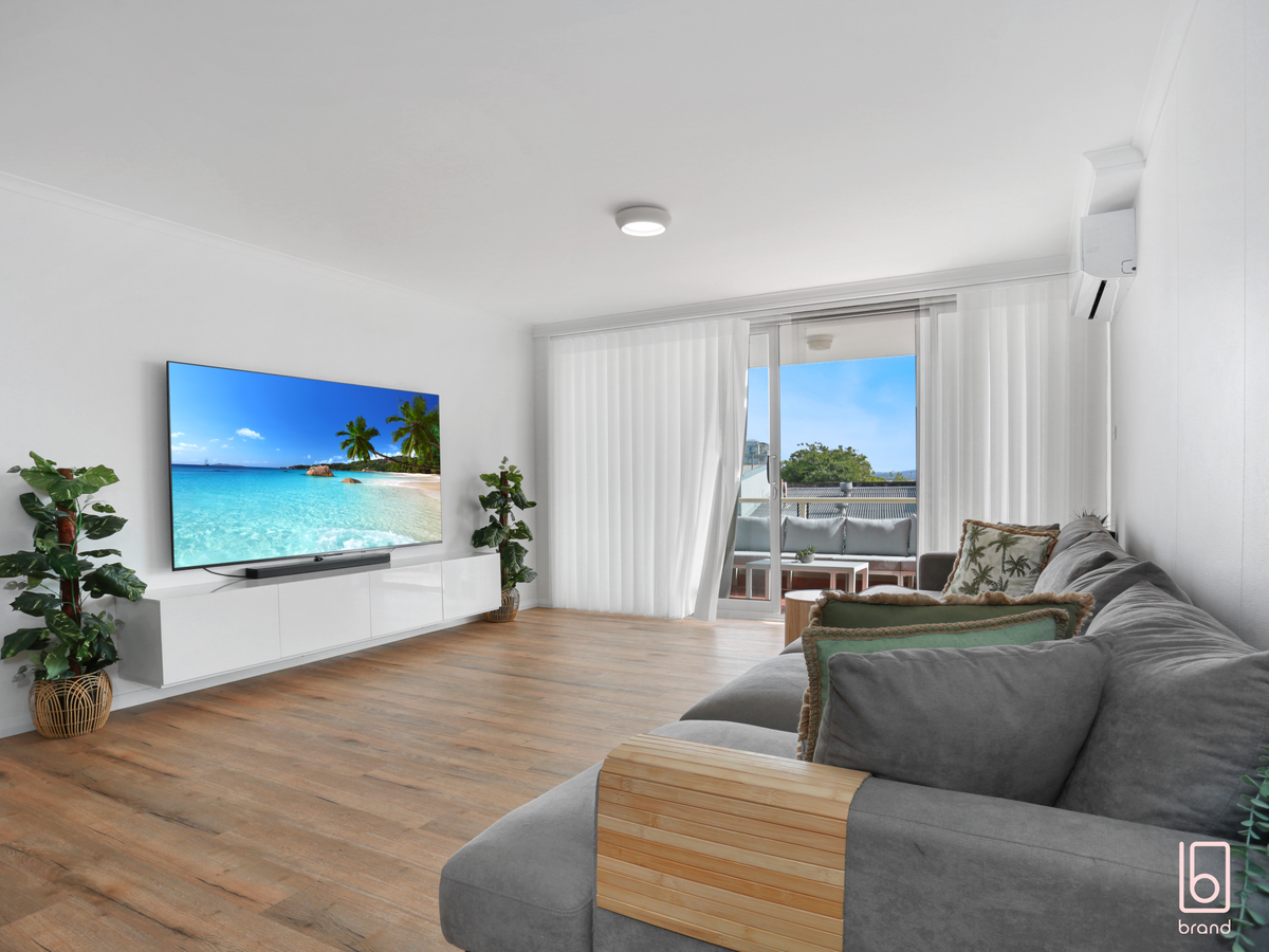 9 / 11-13 Ocean Parade, The Entrance