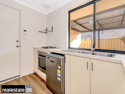 26 Friarbird Terrace, Beeliar