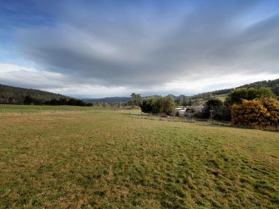 1075 Woodbridge Hill Road, Gardners Bay