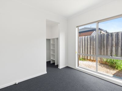 27 Nubeena Crescent, Donnybrook