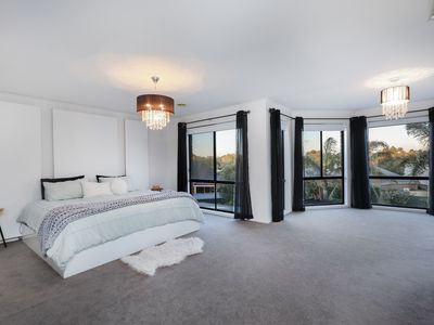11 Cobblestone Drive, Attwood