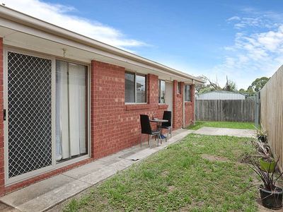 2 / 123 Parramatta Road, Werribee