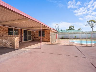 4 Hicks Road, Hannans