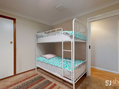 11 Bass Place, Dubbo