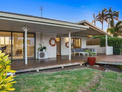 5 Wills Court, Paradise Point