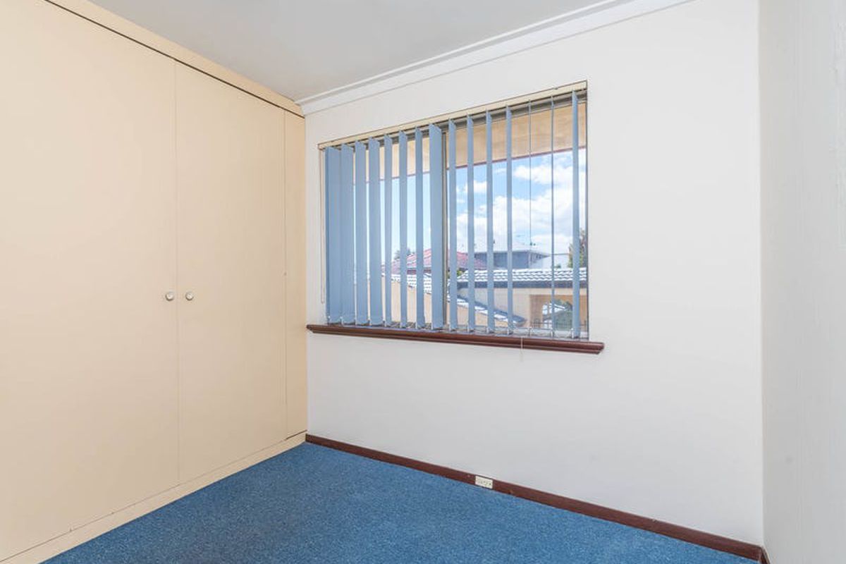 4 / 20 Alston Avenue, Como