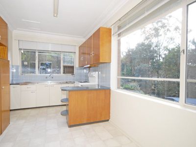 72 Gloucester Road, Epping