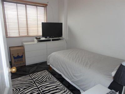 20 Wollongong Road, Arncliffe