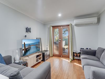 7 Timothy Lacey Lane, The Oaks