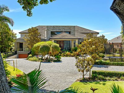 201-205 Monaco Street, Broadbeach Waters