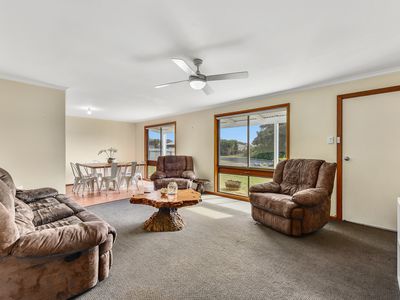 5 Wentworth Street, Beachport