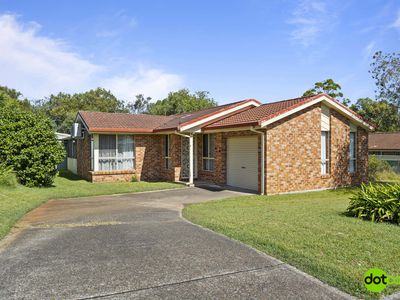 8 Gavin Way, Lake Haven