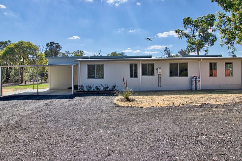 50 Tuart Close , Stake Hill