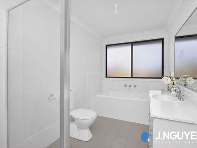 31 Buranda Crescent, St Johns Park