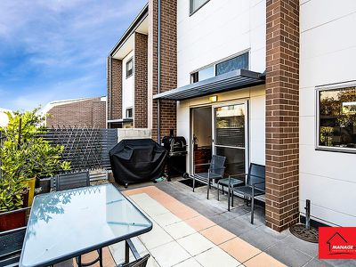 19 / 98 Henry Kendall Street, Franklin