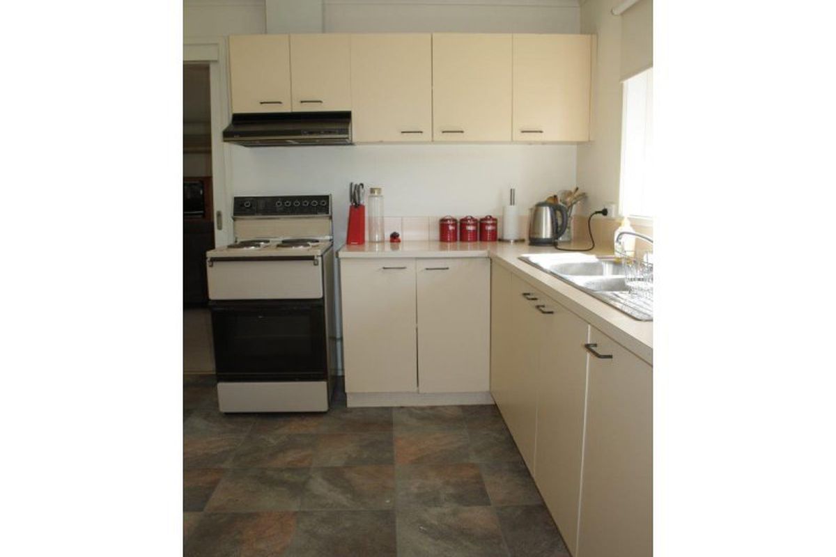 4 / 11 Club Court, Mansfield